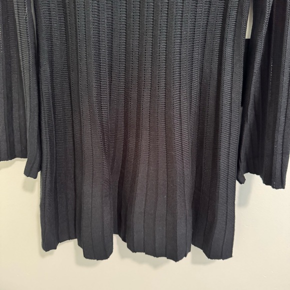 Pomander Place NWT Black Adi Long Belle Sleeve Ribbed Knit Dress - Picture 8 of 9